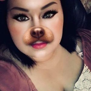 Meet your Posher, Isabela